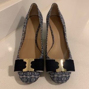 Tory Burch Gemini Chain Navy Bow Heels
